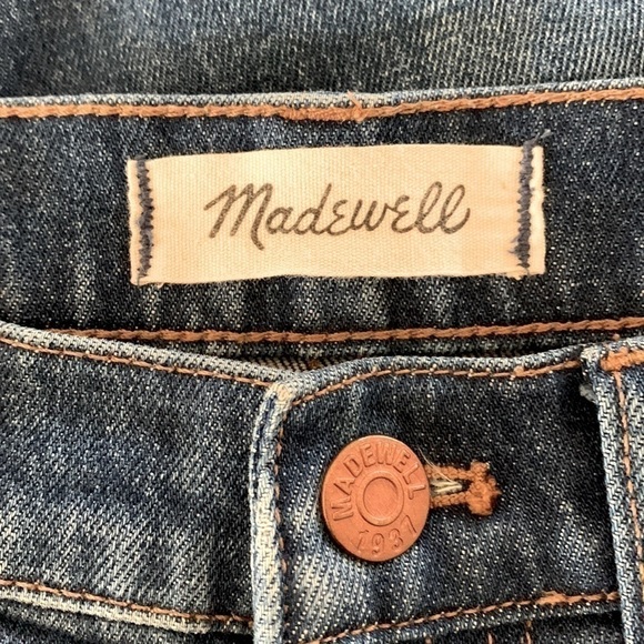 Madewell Jeans, Size 26, Blue Denim - Picture 5 of 7